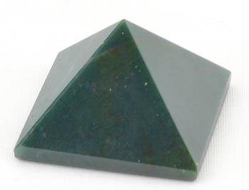 AzureGreen GPYBS 25-30Mm Bloodstone Pyramid